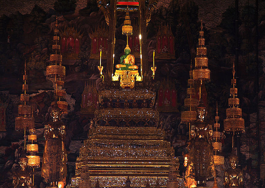 bangkok tour temple emerald buddha